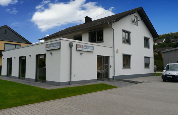 Ausstellungsraum in Monzigen Bad- und Heizkonzepte Ralf Reinecke von ARCHITEKT ernst meyer